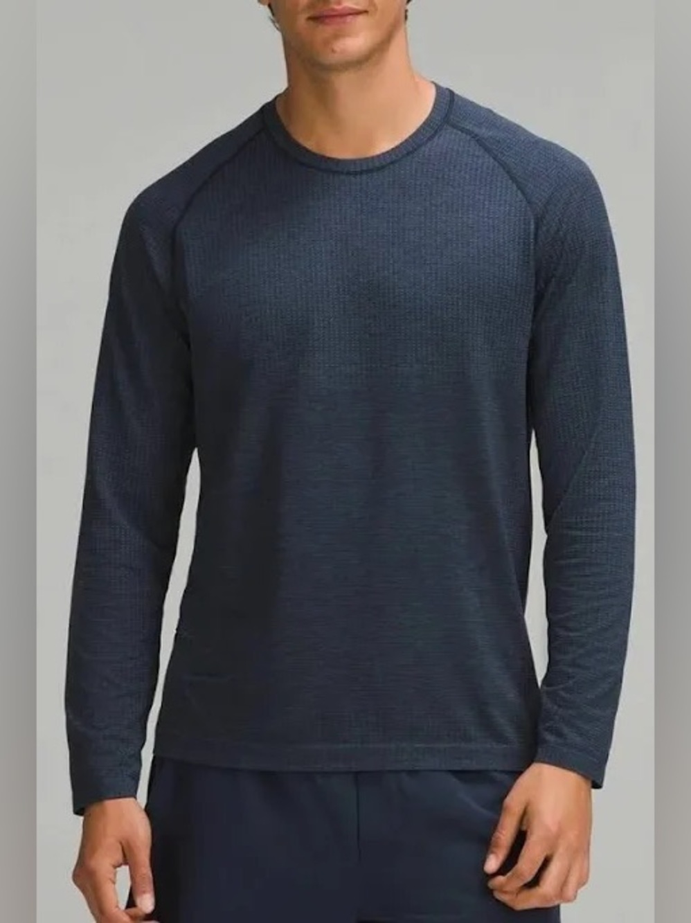 LULULEMON • men’s Metal vent tech long sleeve Navy - Medium